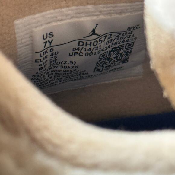 Size 7 - Nike Air Jordan 4 Retro GS Wild Things Men's Shoes - Picture 8 of 10